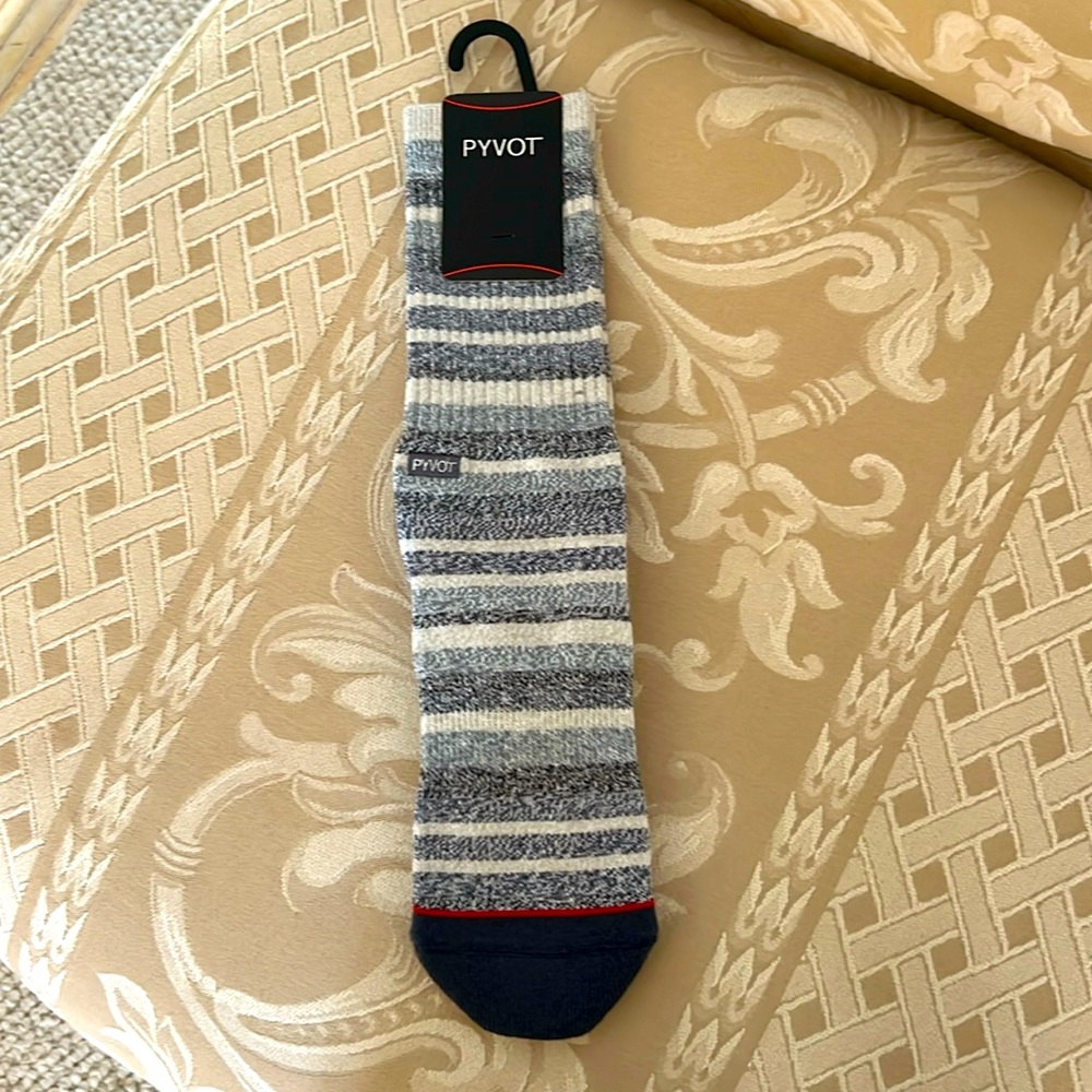Pyvot Socks Blue Two Tones 🧦 Crew Height - Men or Women